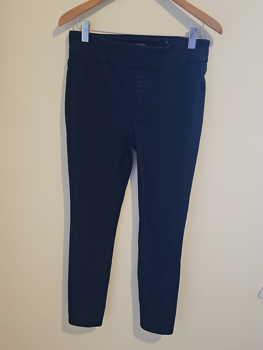 Chico's Pull-On Jeggings Womens Size 0.5R 6R Black Stretch Slim Denim Pants 5889